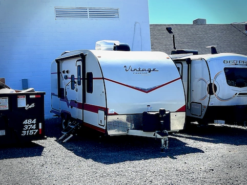 Used 2022 Gulf Stream Vintage Cruiser 23MBS Featured Photo