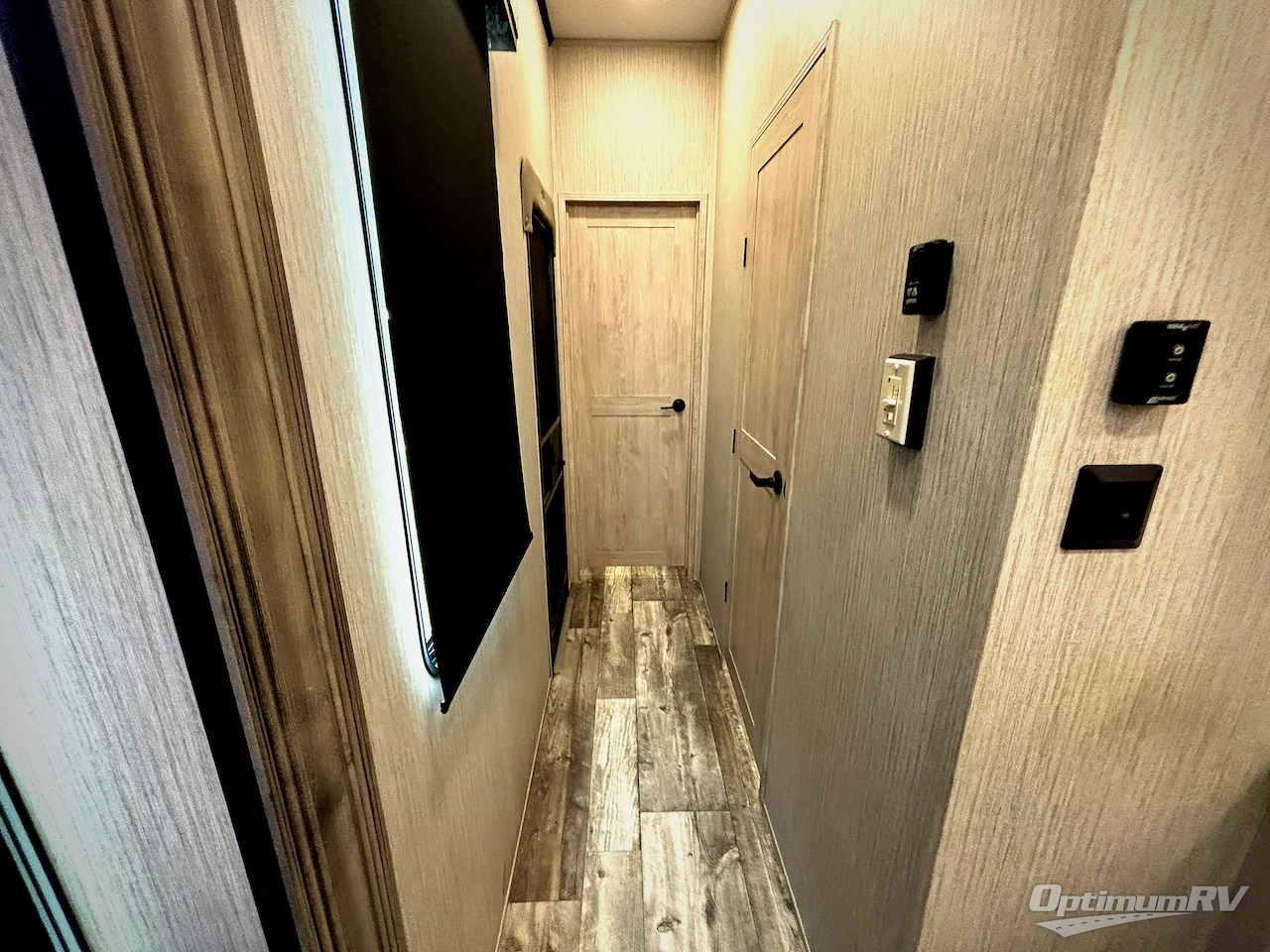 2022 Forest River Sandpiper Luxury 379FLOK Photo 14