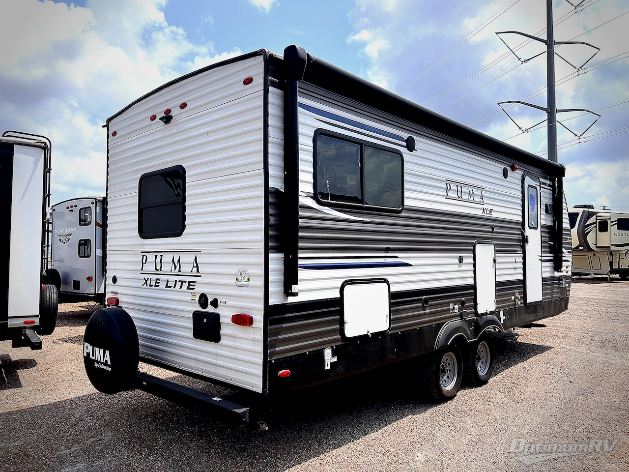 2022 Palomino Puma XLE Lite 22FKC Photo 2