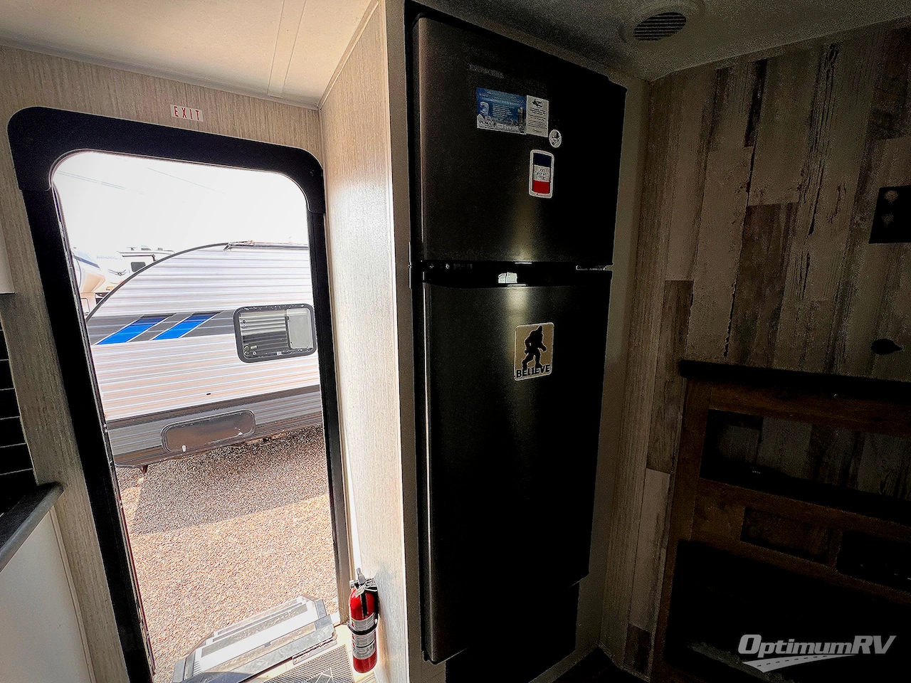 2022 Palomino Puma XLE Lite 22FKC Photo 10