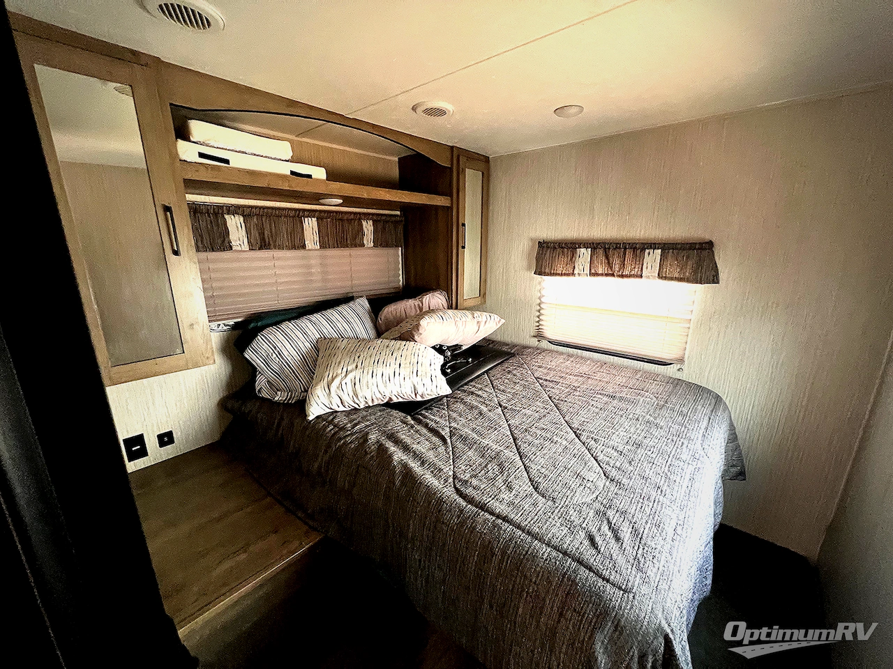 2022 Palomino Puma XLE Lite 22FKC Photo 15