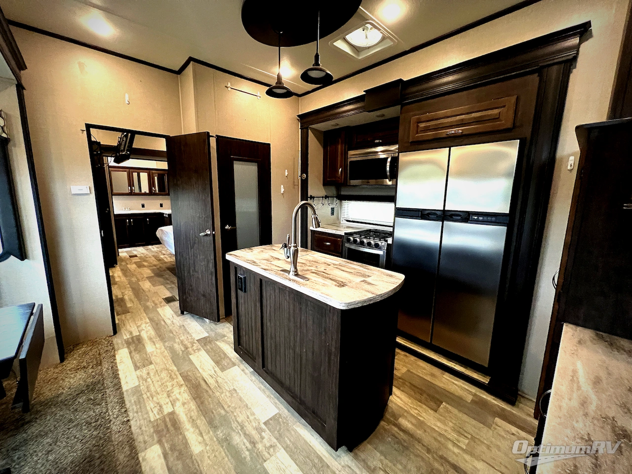 2020 Coachmen Brookstone 344FL Photo 11