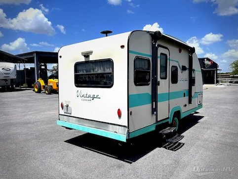 2018 Gulf Stream Vintage Cruiser 17RWD RV Photo 4