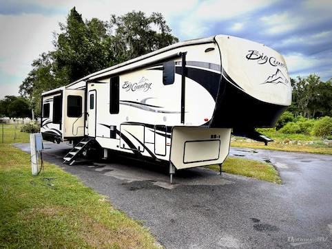 Used 2018 Heartland Big Country 3950FB Featured Photo