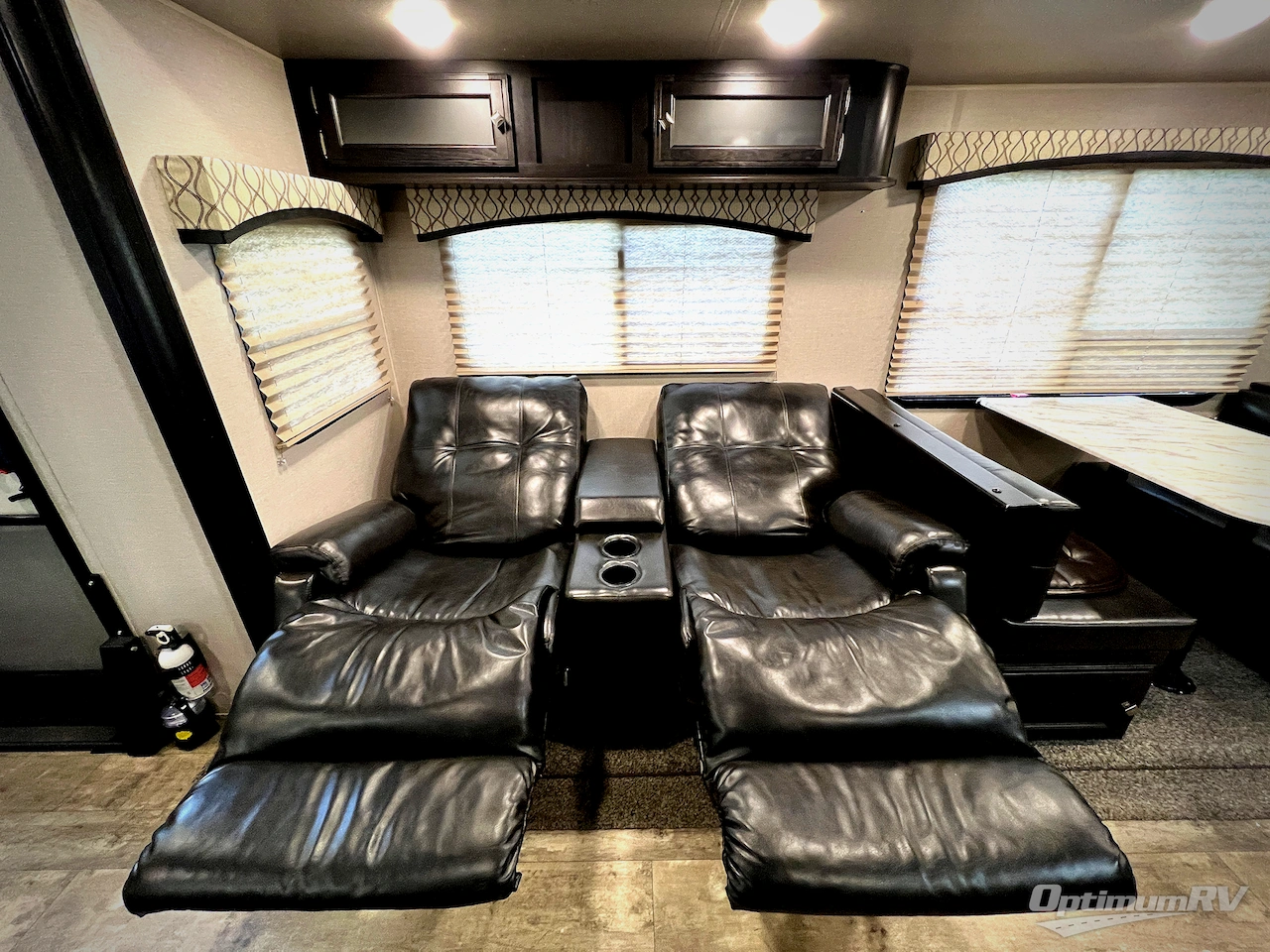 2018 Venture SportTrek 312VRK Photo 15