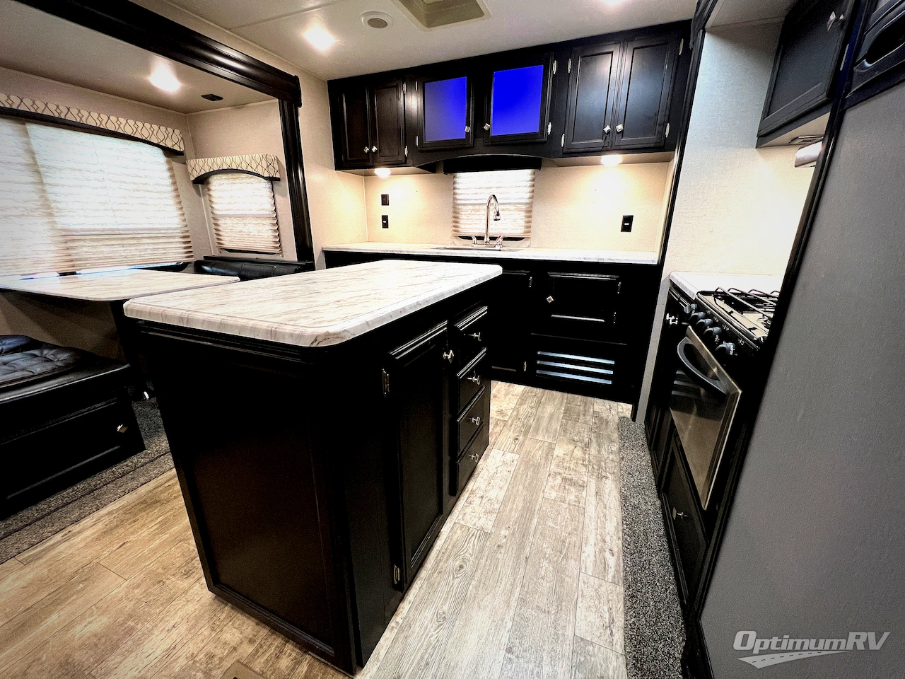 2018 Venture SportTrek 312VRK Photo 26