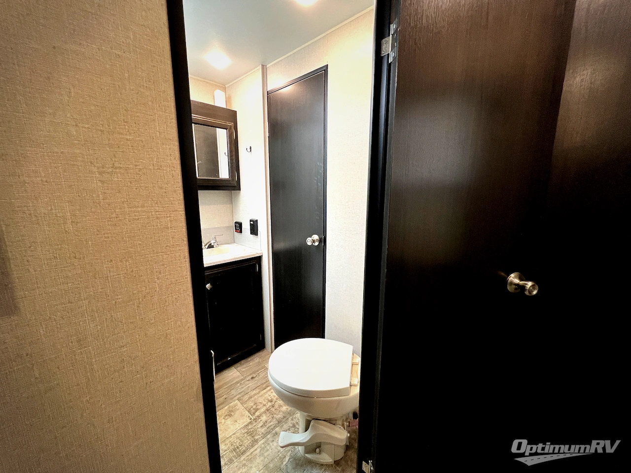 2018 Venture SportTrek 312VRK Photo 28