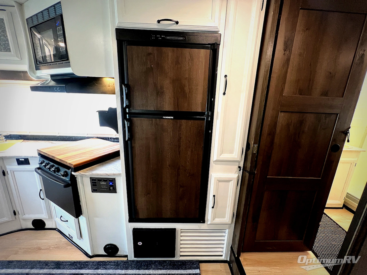2018 Coachmen Freelander 28BH Ford 450 Photo 15