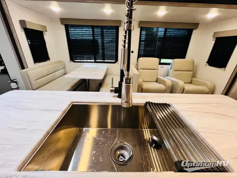 2025 East To West Della Terra 292MK RV Photo 4