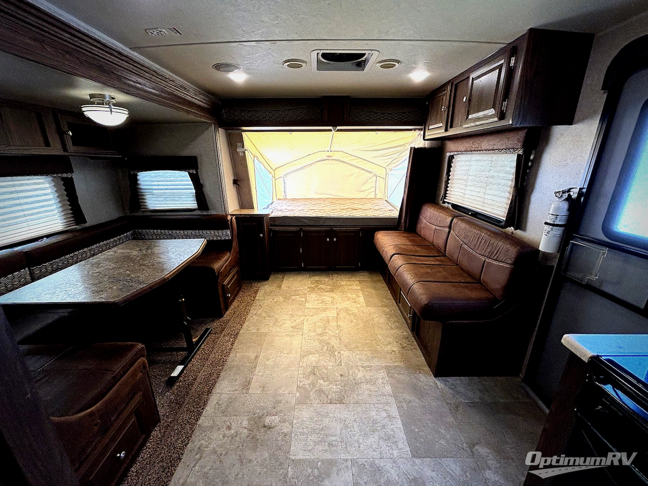 2018 Forest River Rockwood Roo 233S Photo 5