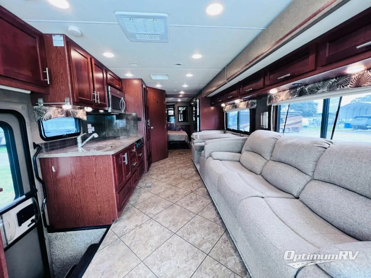 2015 Forest River Legacy SR 340 340BH Photo 4