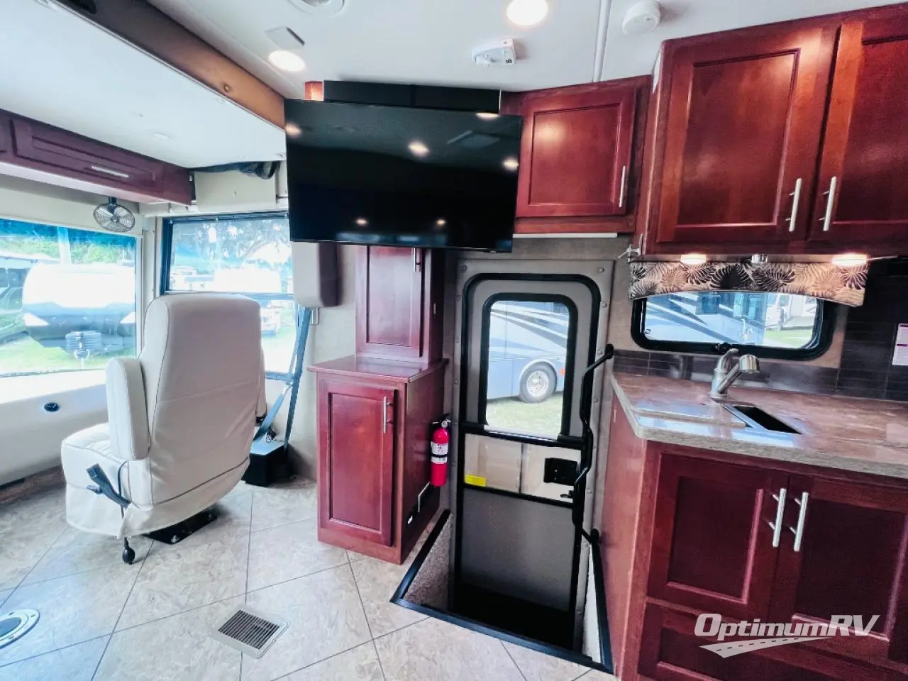 2015 Forest River Legacy SR 340 340BH Photo 9