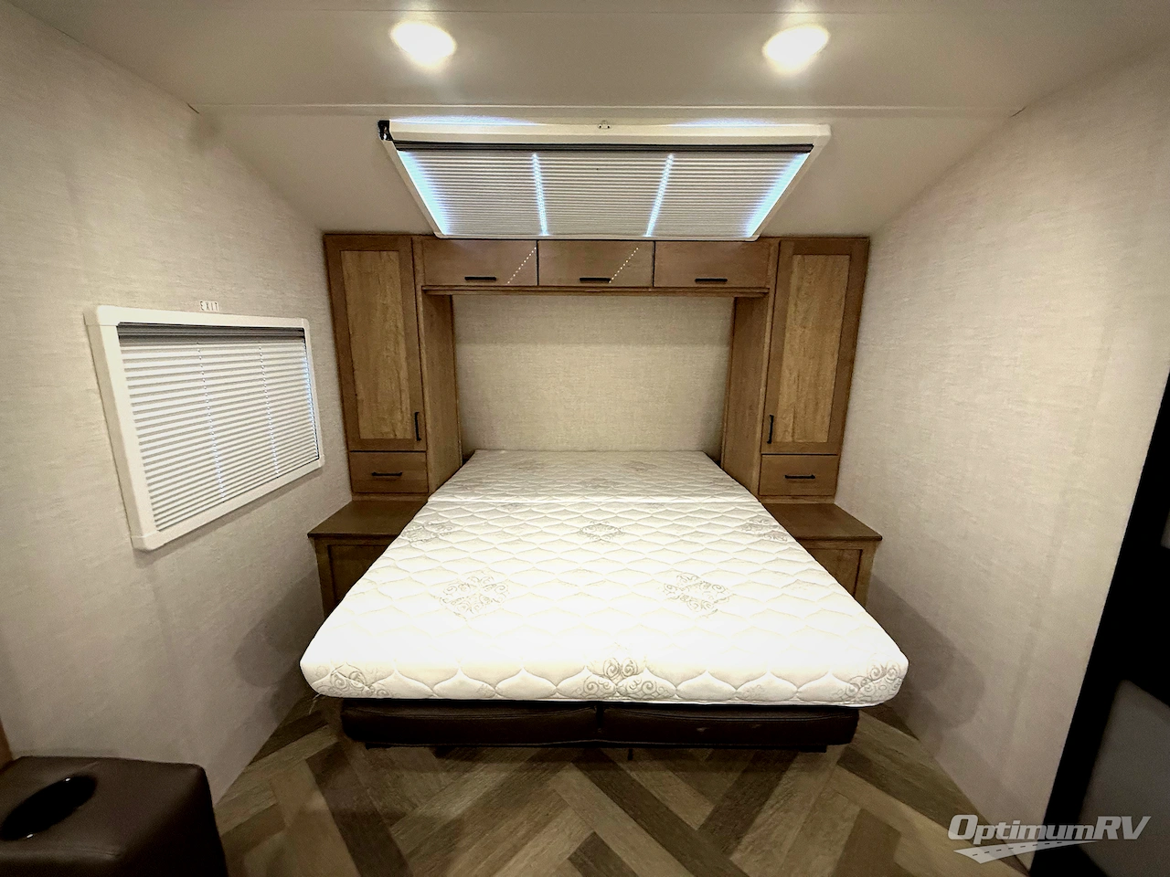 2023 Ember Overland Series 221MDB Photo 7