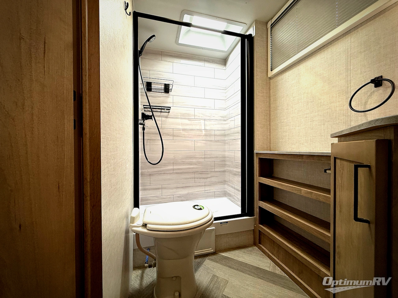 2023 Ember Overland Series 221MDB Photo 17