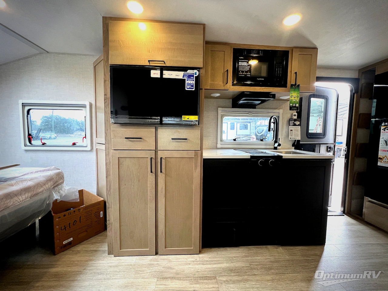 2026 Ember Overland Series 201FBQ Photo 7