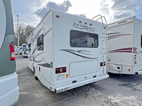 2012 Thor FREEDOM ELITE 26E RV Photo 3