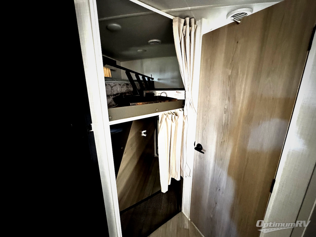2024 Forest River Flagstaff Micro Lite 25BRDS Photo 10