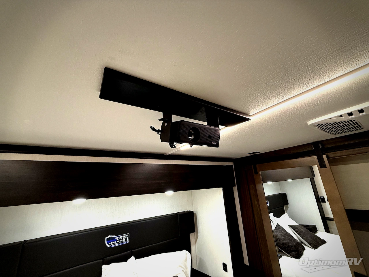 2026 Forest River Vengeance Rogue Armored 4015 Photo 30