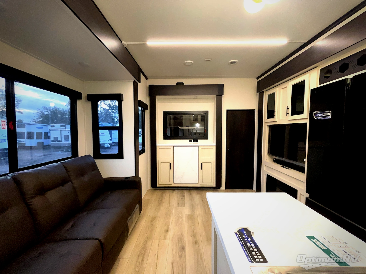 2026 Forest River Vengeance Rogue Armored 341GS11 Photo 4