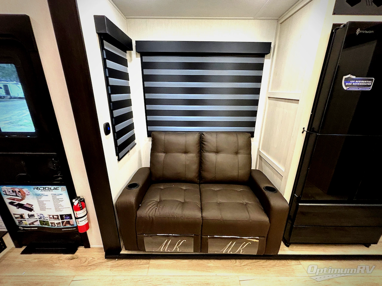 2026 Forest River Vengeance Rogue Armored 391T145 Photo 16