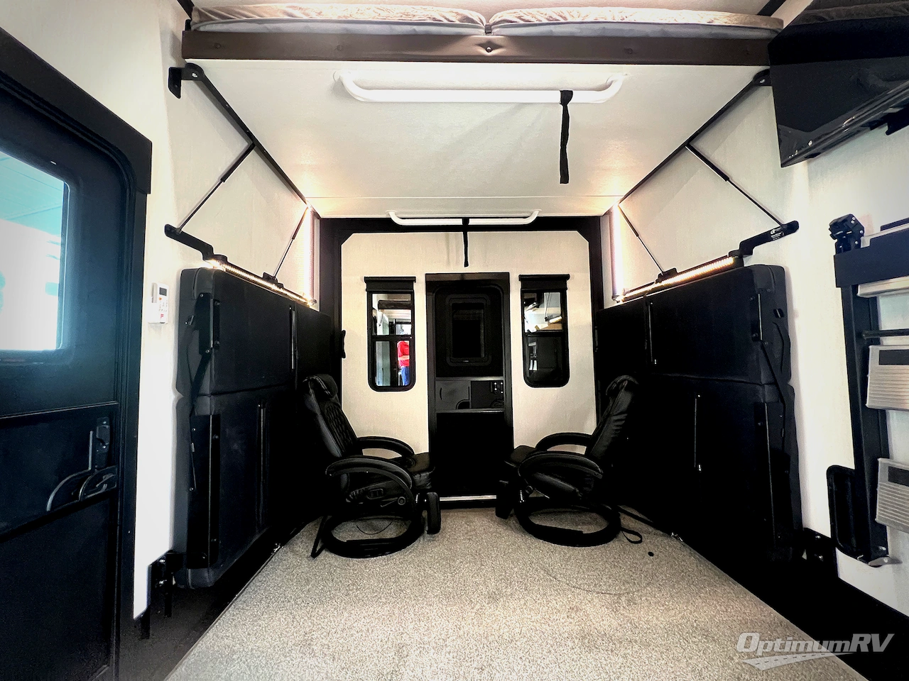 2026 Forest River Cherokee Vengeance 4413 Photo 22