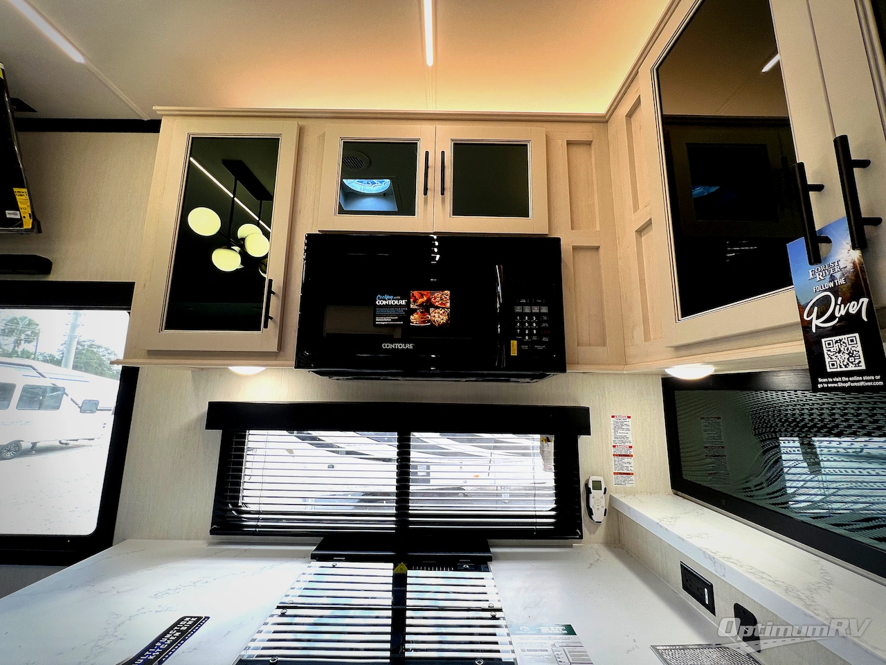 2026 Forest River Vengeance Rogue Armored 4015 Photo 11