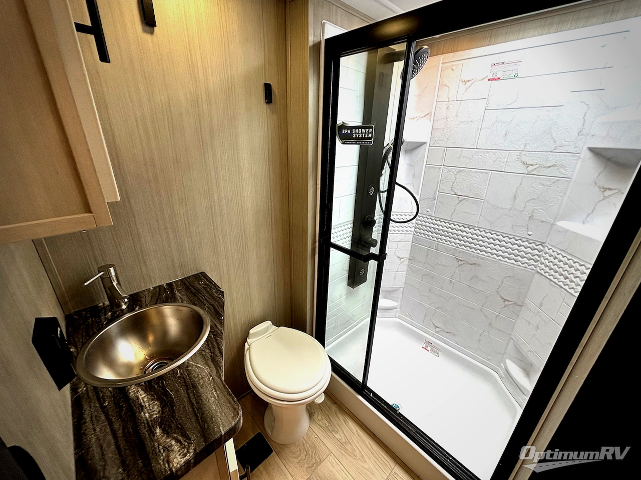 2026 Forest River Cherokee Rogue Armored 4015 Photo 12