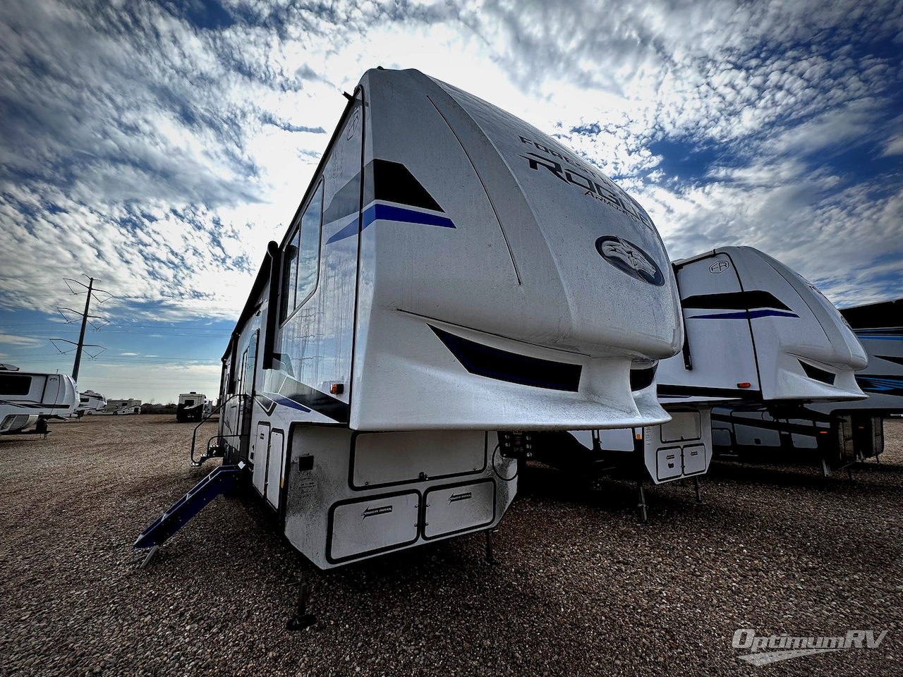 2026 Forest River Cherokee Rogue Armored 4015 Photo 1