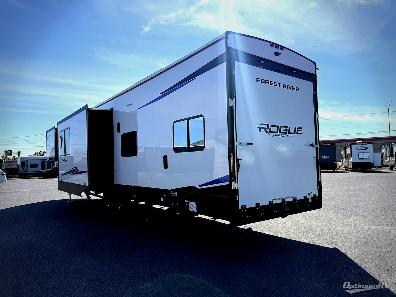 2026 Forest River Cherokee Rogue Armored 4015 Photo 3