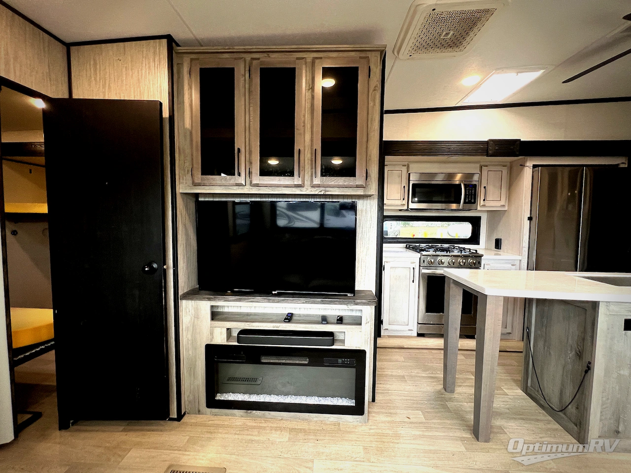 2023 KZ Durango D348BHF Photo 8