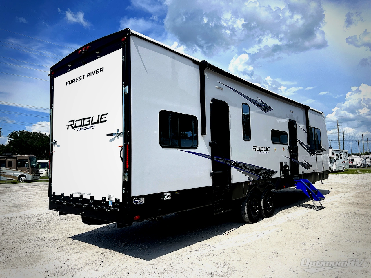 2027 Forest River Vengeance Rogue Armored 32L132 Photo 3