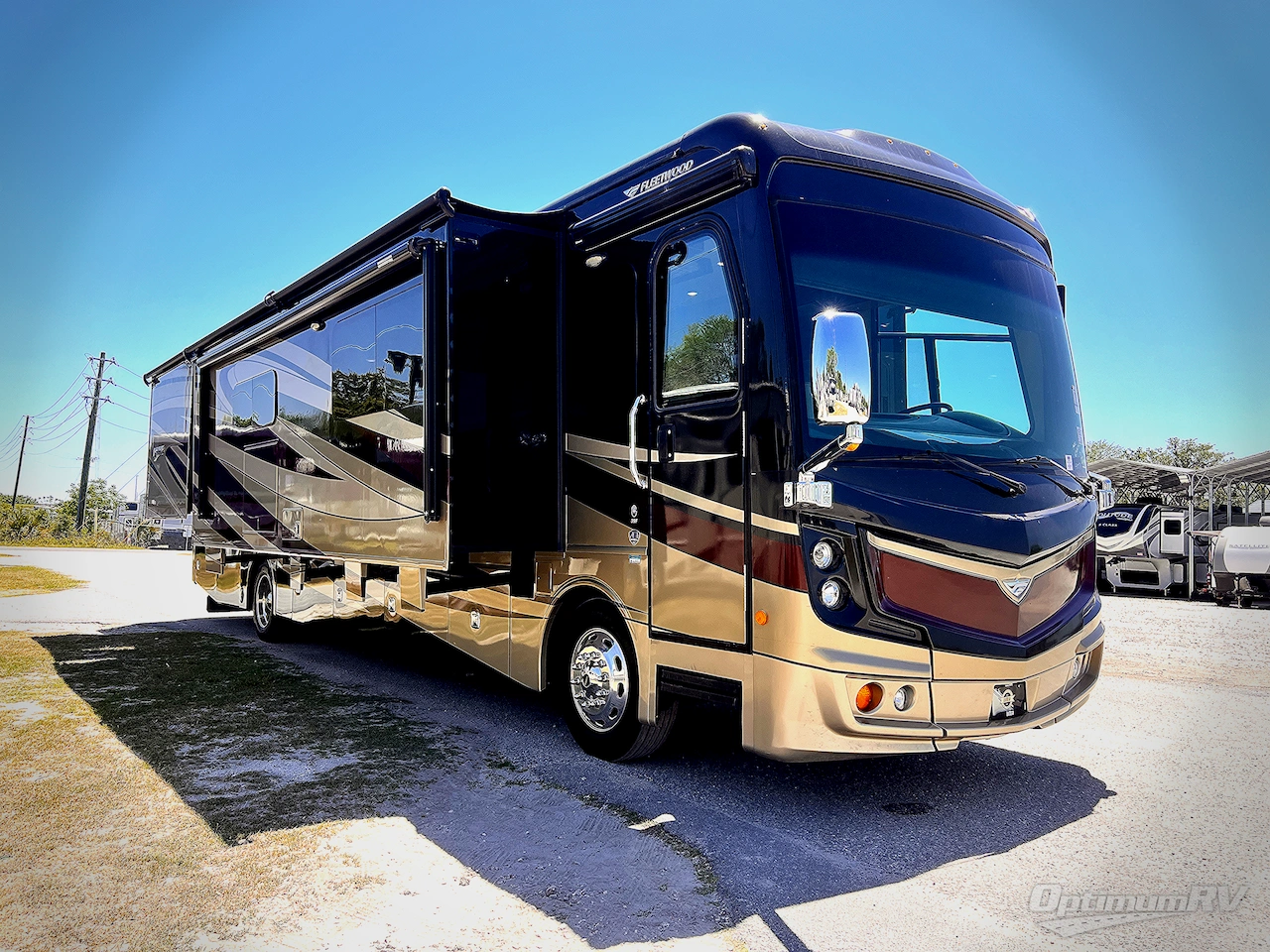 2017 Fleetwood Discovery 39F Photo 1