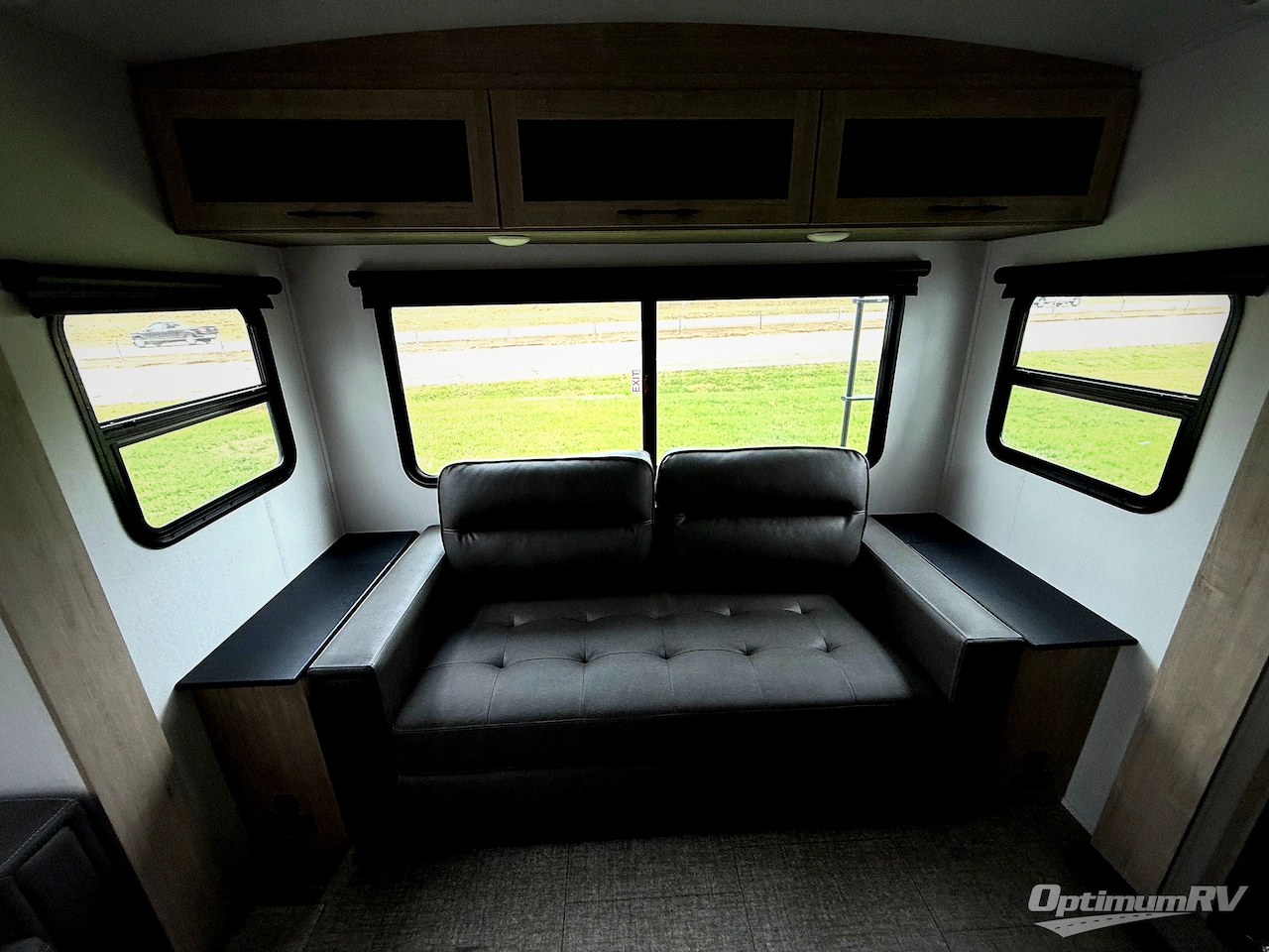 2025 Grand Design Imagine 2970RL Photo 6