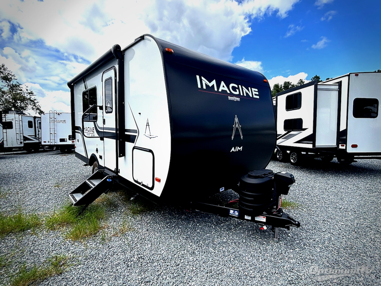 2026 Grand Design Imagine AIM 15RBA Photo 10