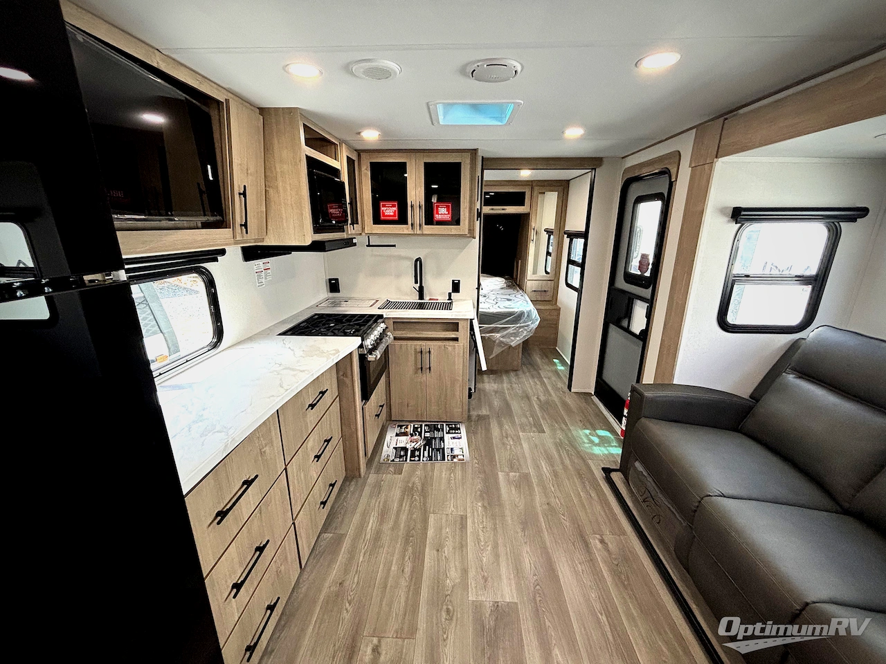 2026 Grand Design Imagine XLS 22RBE Photo 4