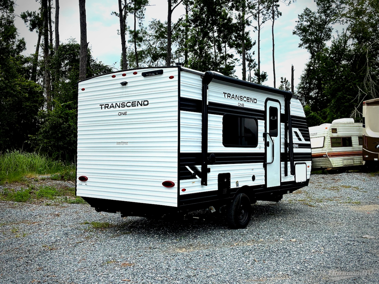2026 Grand Design Transcend One 151RB Photo 2