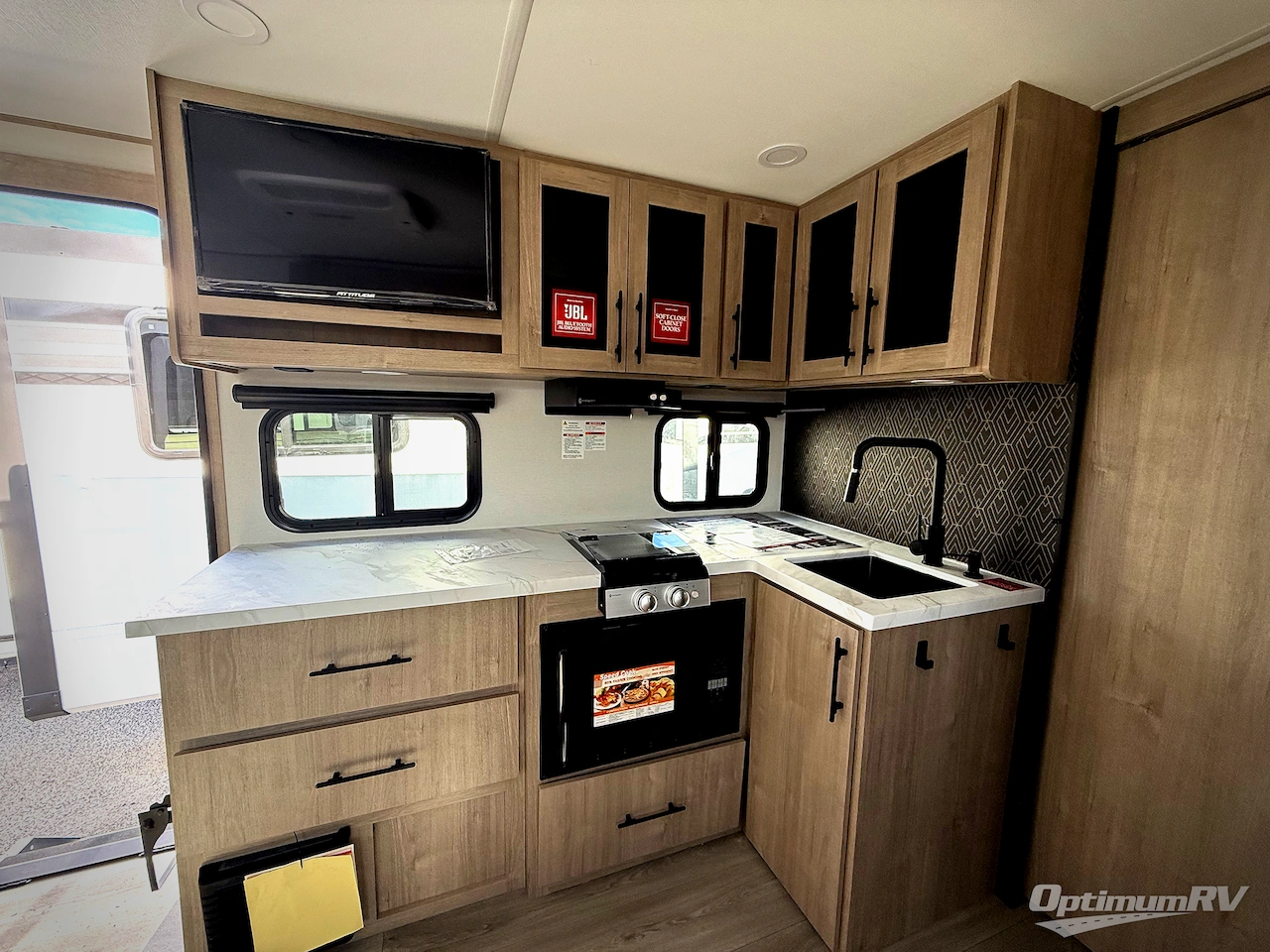 2026 Grand Design Imagine AIM 16MLA Photo 7