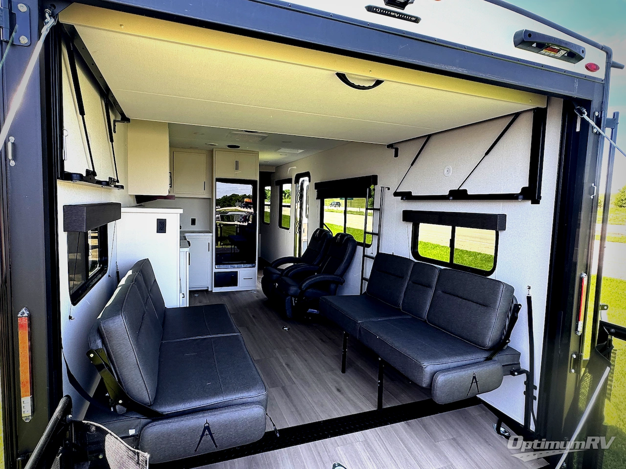 2026 Grand Design Momentum MAV 27MAV Photo 7