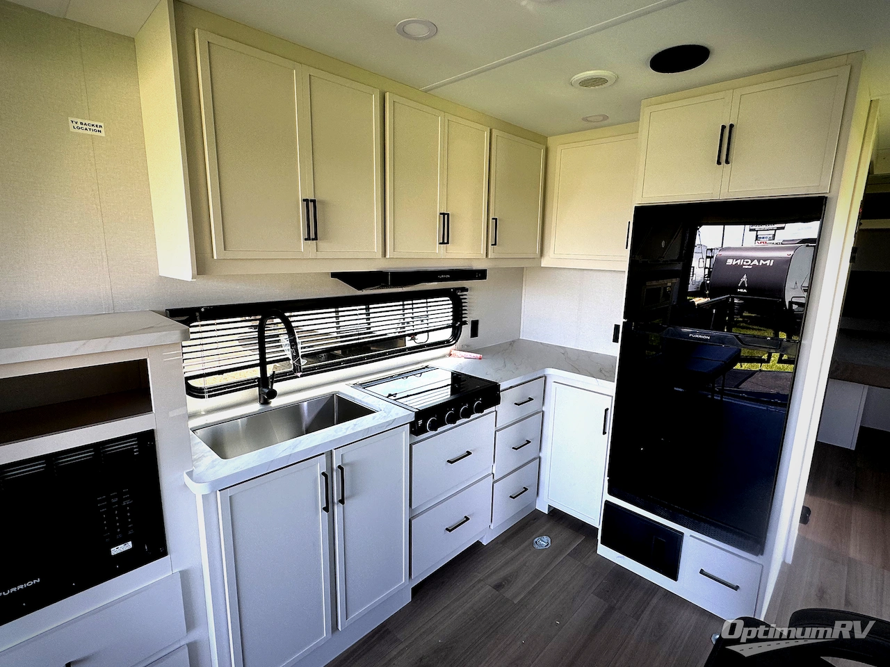 2026 Grand Design Momentum MAV 27MAV Photo 9
