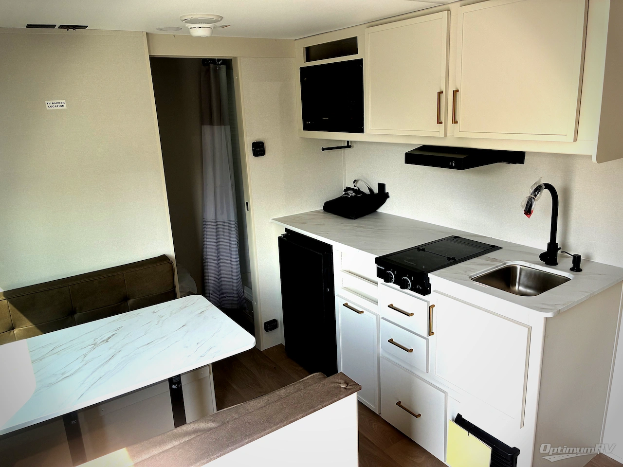 2026 Grand Design Transcend One 151RB Photo 4