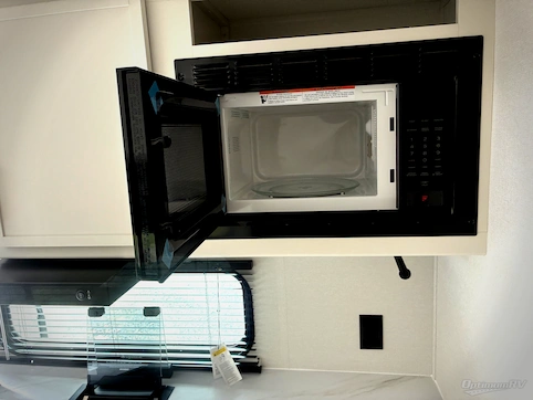 2026 Grand Design Transcend One 151BH RV Photo 3