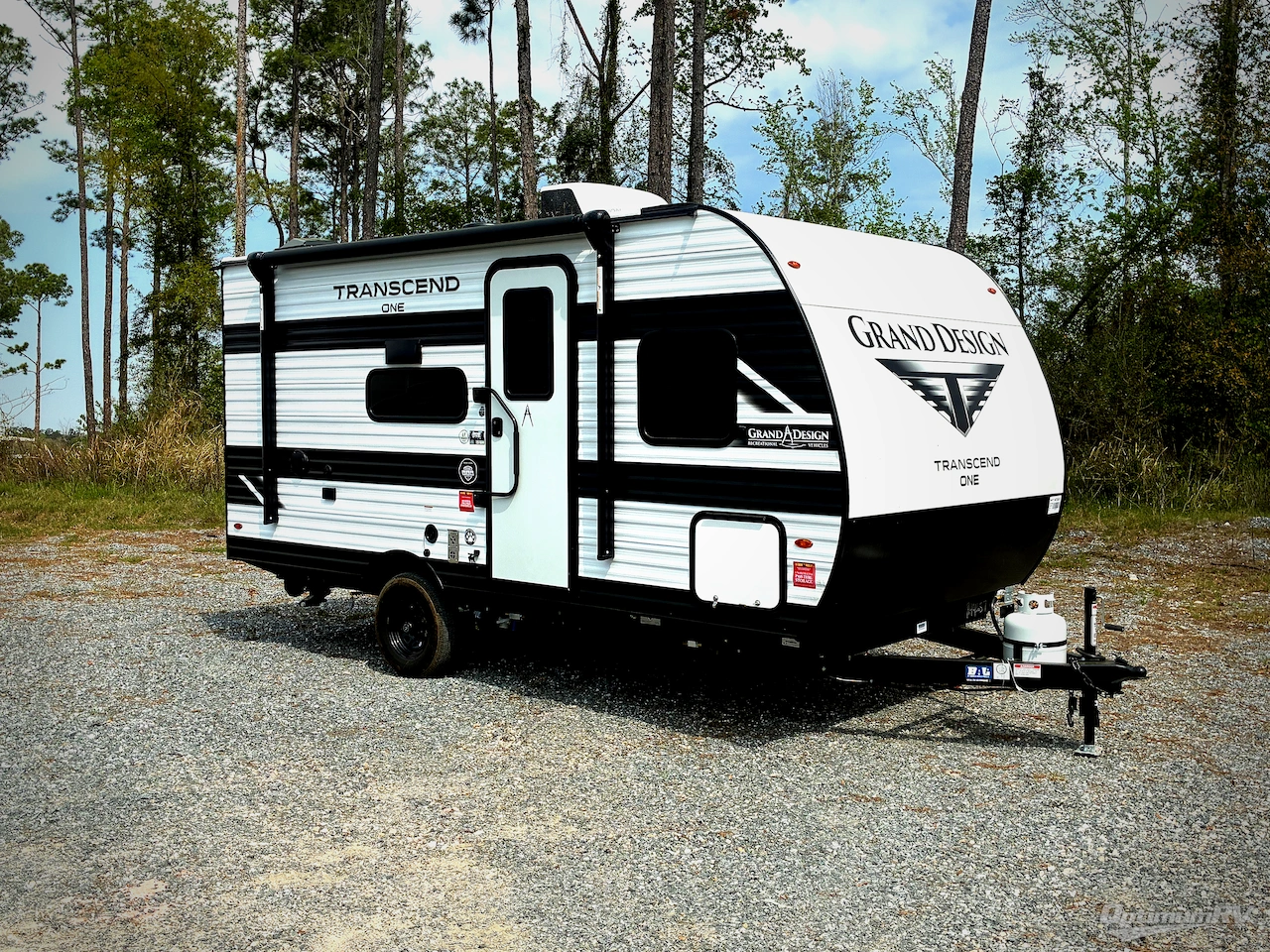 2026 Grand Design Transcend One 151BH Photo 1