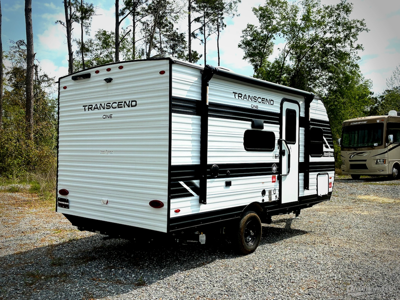 2026 Grand Design Transcend One 151BH Photo 2