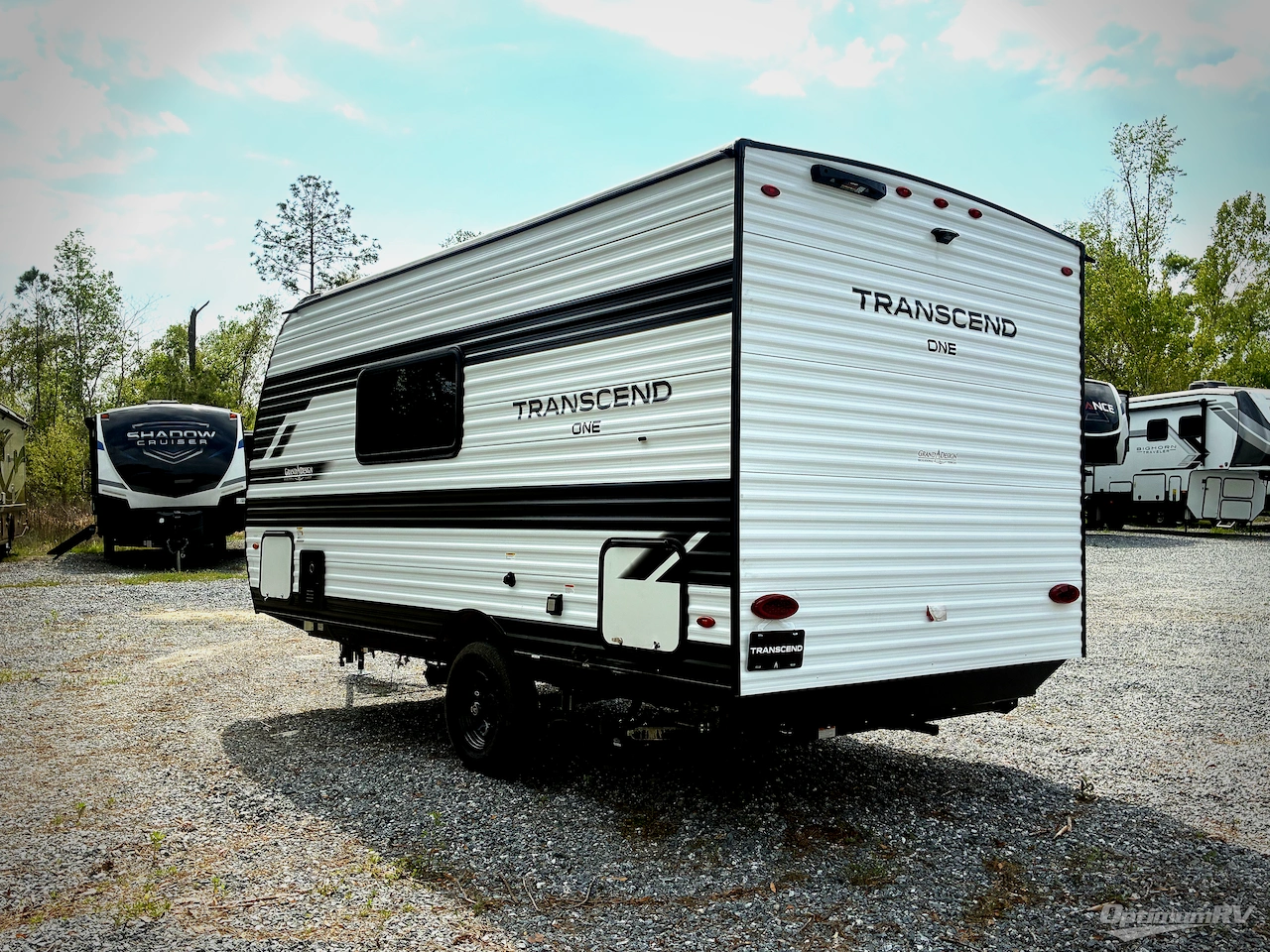 2026 Grand Design Transcend One 151BH Photo 3
