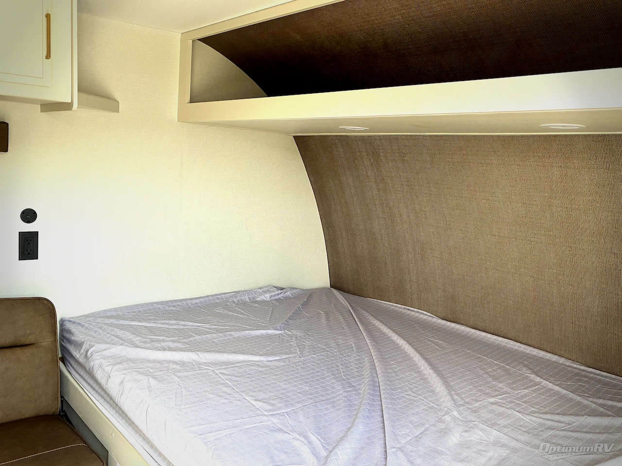 2026 Grand Design Transcend One 151BH Photo 9