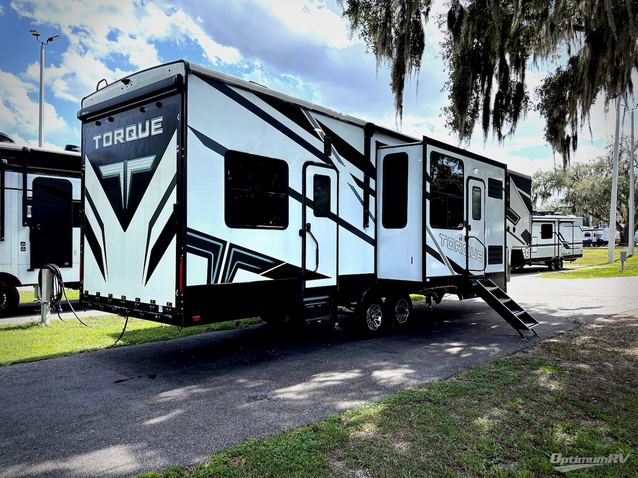 2023 Heartland Torque 350 Photo 2