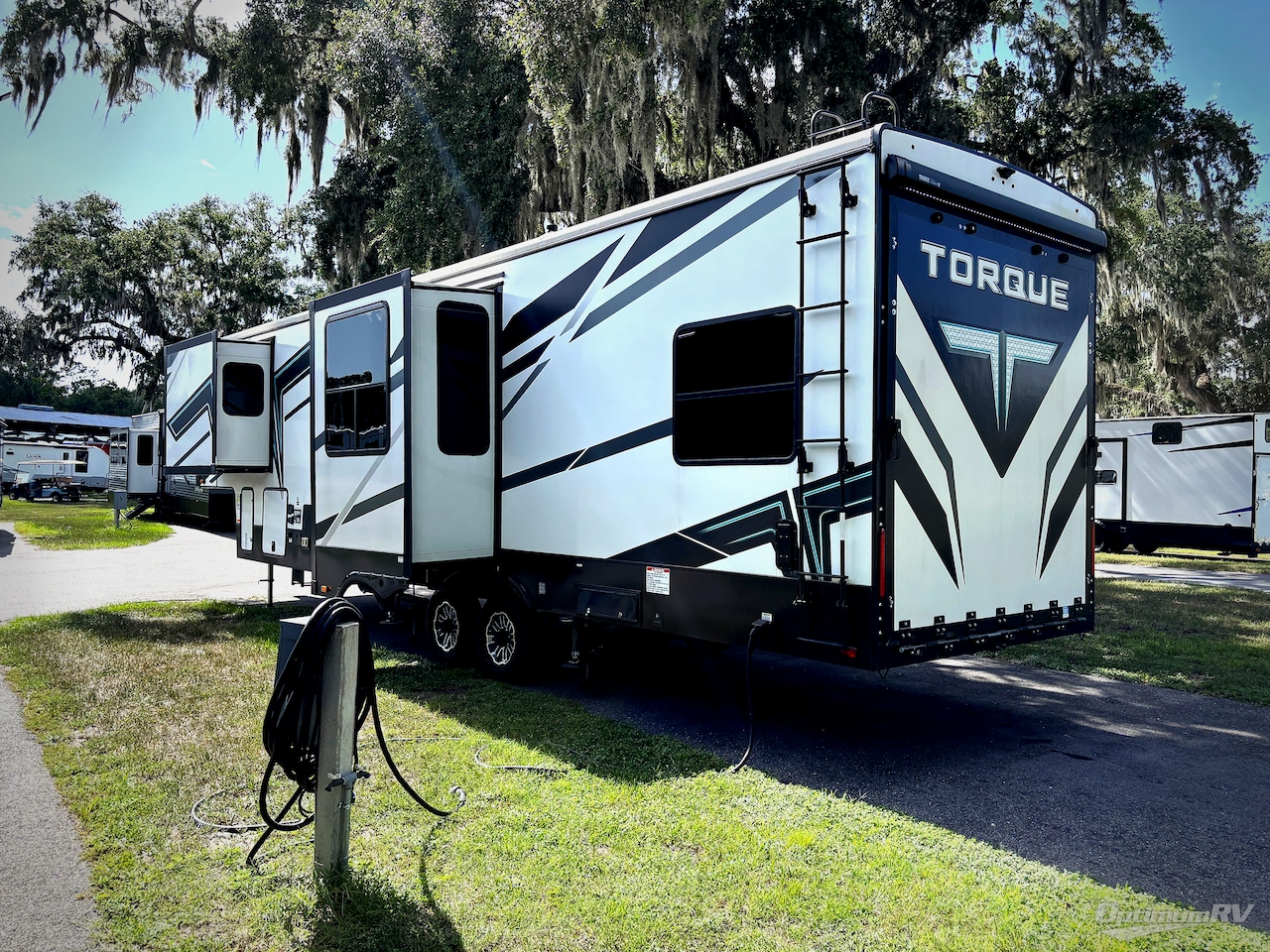 2023 Heartland Torque 350 Photo 3