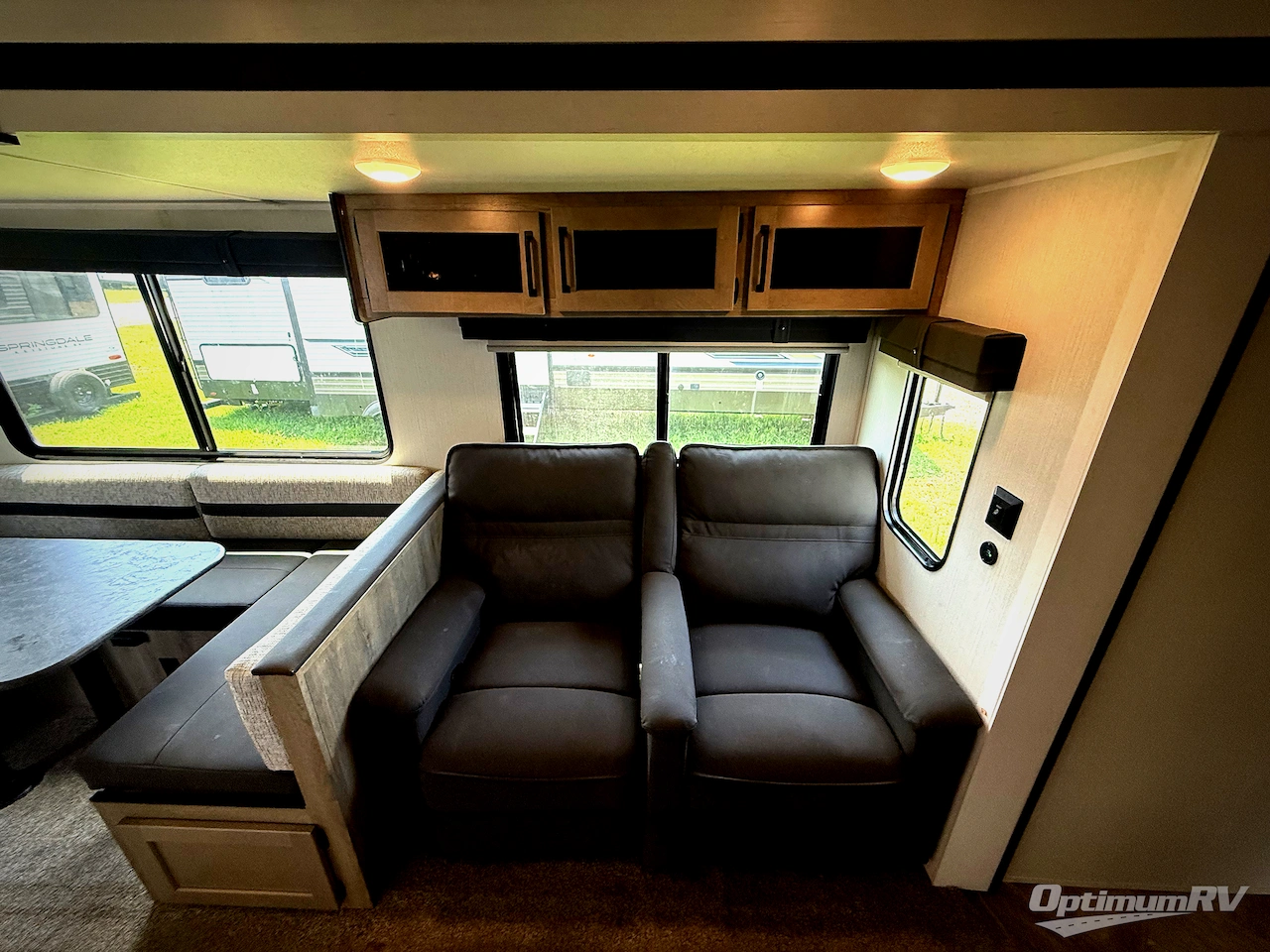 2023 Palomino Puma 28BHSS Photo 7