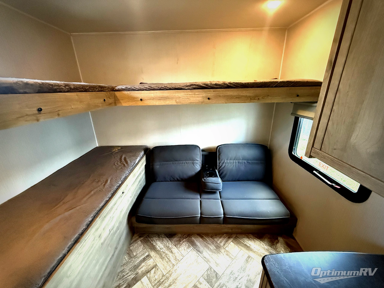 2023 Palomino Puma 28BHSS Photo 13