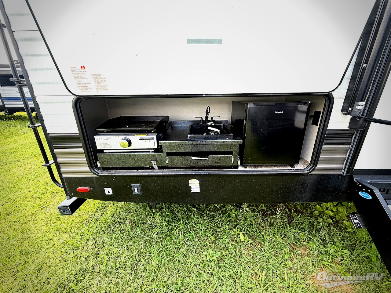 2023 Palomino Puma 28BHSS Photo 18
